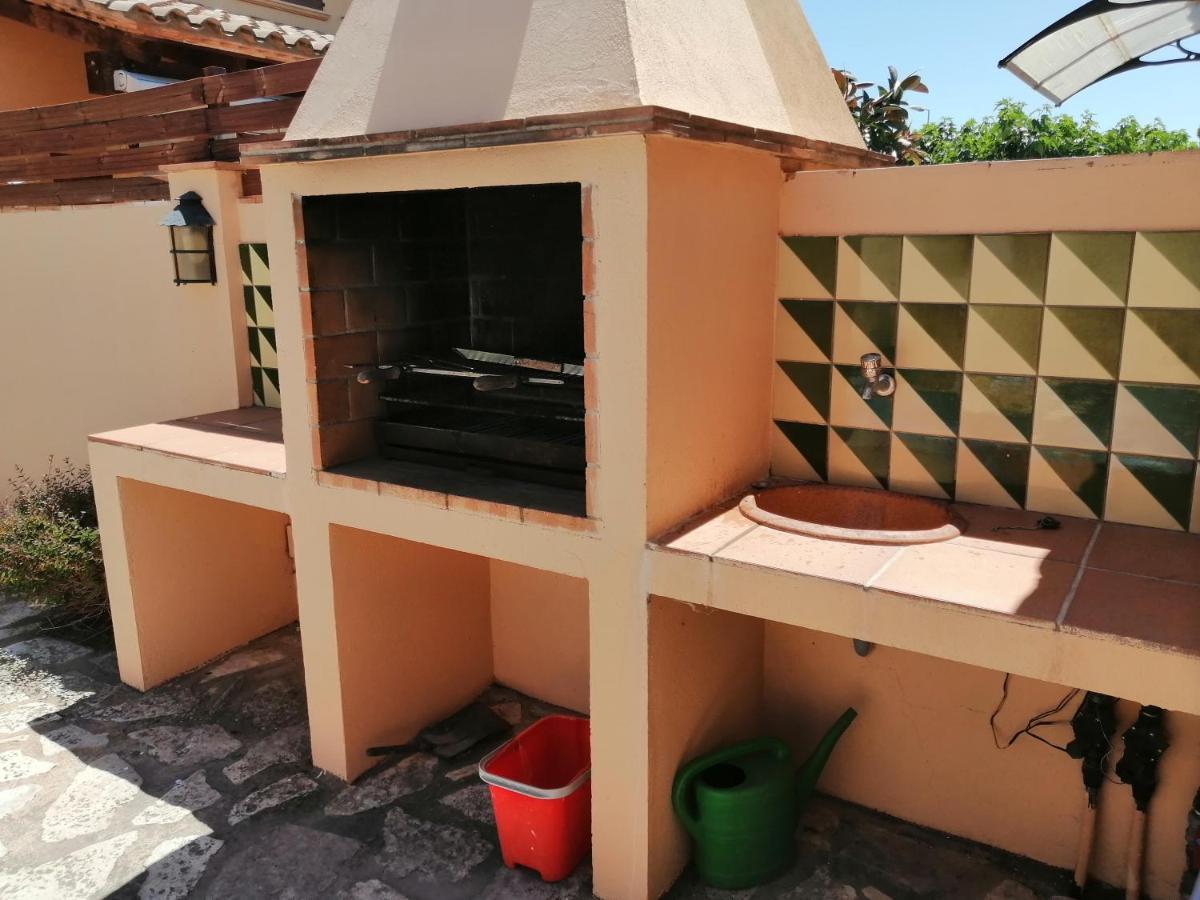 Villashim L' Escala Екстериор снимка
