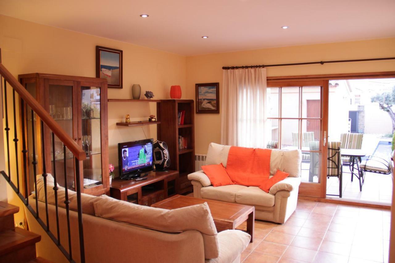 Villashim L' Escala Екстериор снимка